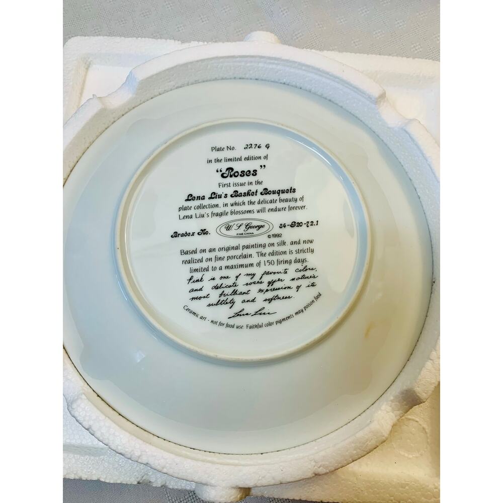 Lena Liu Collector Plate “Roses” - Picture 3 of 5